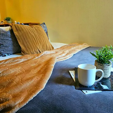 Old Town 2 Bedroom With Stunning River View By Dome Square And Presidential Castle Riga