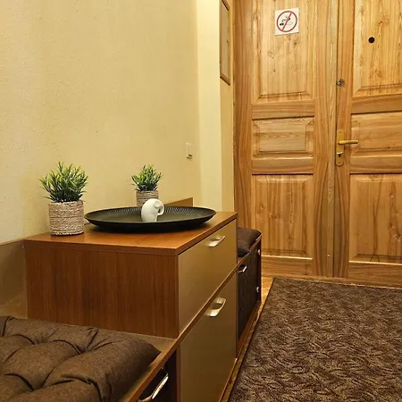 Old Town 2 Bedroom With Stunning River View By Dome Square And Presidential Castle * Riga