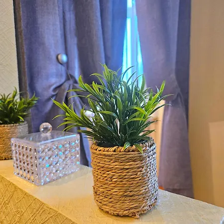 Old Town 2 Bedroom With Stunning River View By Dome Square And Presidential Castle Riga