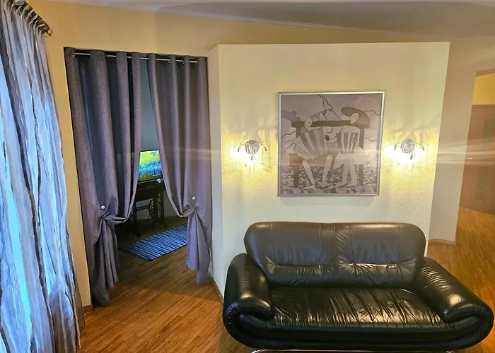 Old Town With Stunning River View Steps By Dome Square And Presidential Castle Apartamento *