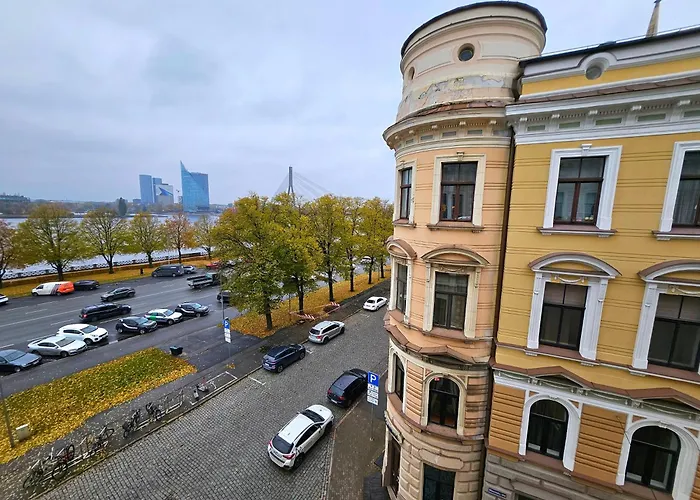 公寓 Old Town With Stunning River View Steps By Dome Square And Presidential Castle *